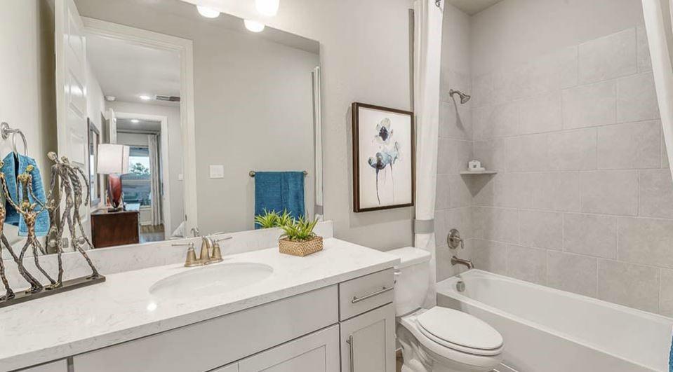 1576 River Point Drive, Friendswood, Texas image 16