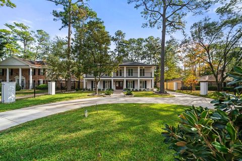 A home in Hunters Creek Village