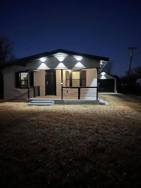 Photo of 111 2nd Street, McLean, TX 79061 (MLS # 81846489) Photo of 111 2nd Street, McLean, TX 79061 (MLS # 81846489)