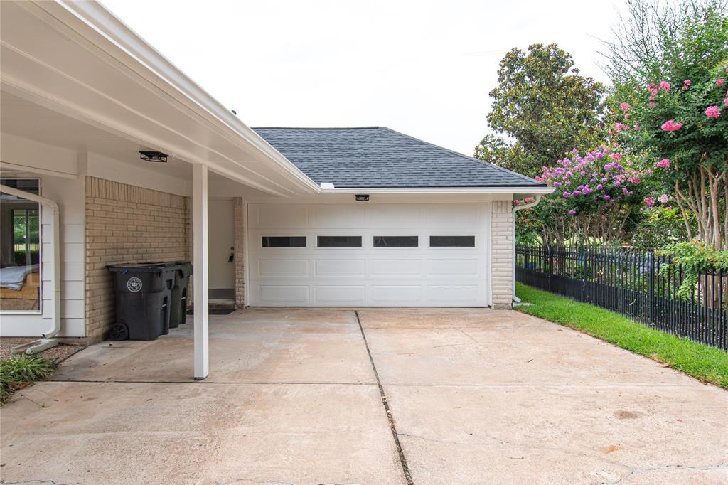 2806 Fairway Drive, Sugar Land, Texas image 36