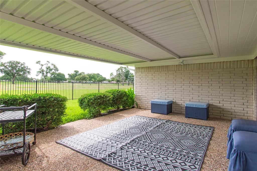 2806 Fairway Drive, Sugar Land, Texas image 38