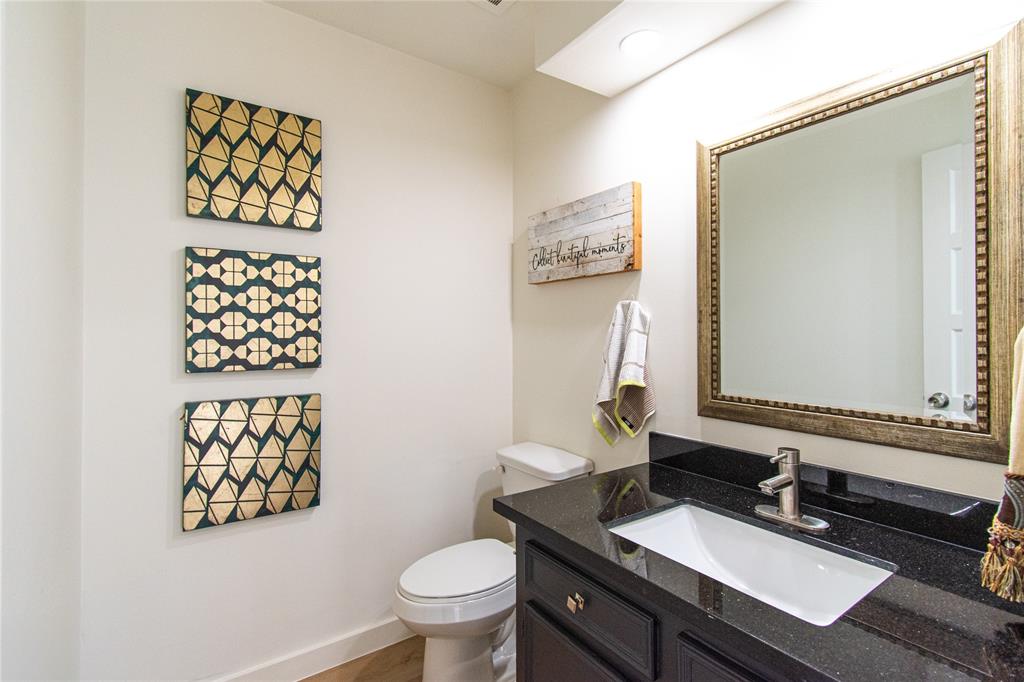 2806 Fairway Drive, Sugar Land, Texas image 6