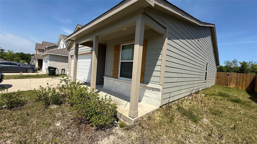 117 Avalon Drive, Huntsville, Texas image 3