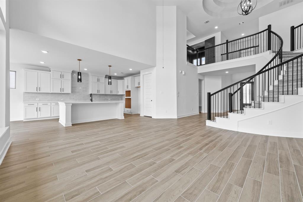 26302 Meadow Bliss Way