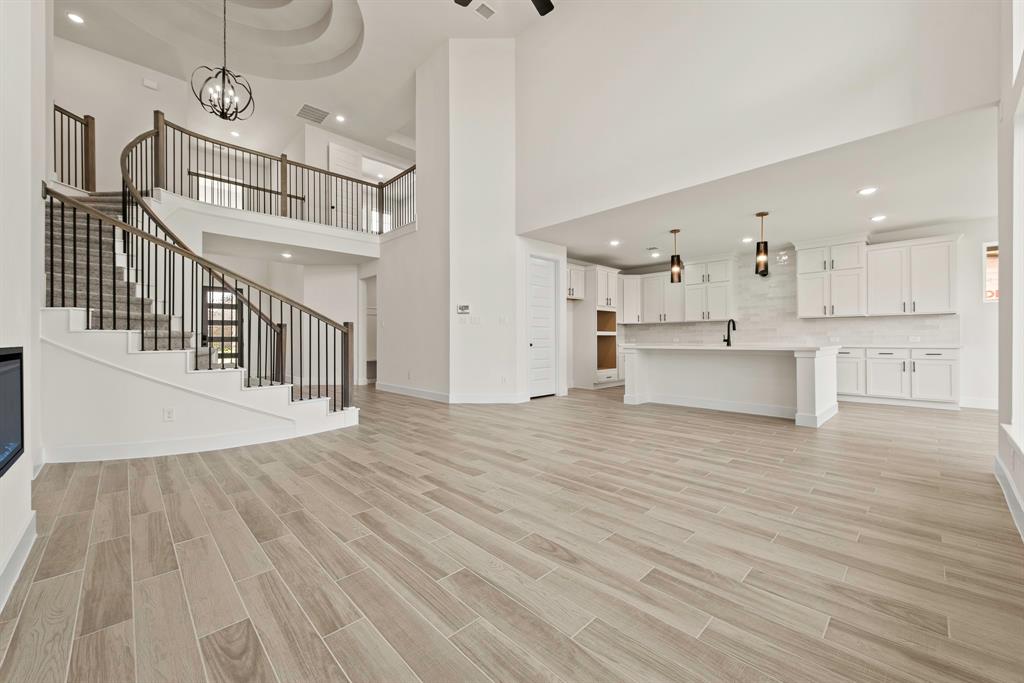26302 Meadow Bliss Way