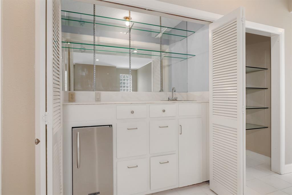 5 Colony Park Drive, Galveston, Texas image 15