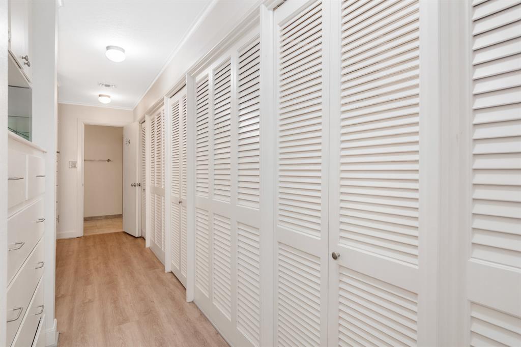 5 Colony Park Drive, Galveston, Texas image 28
