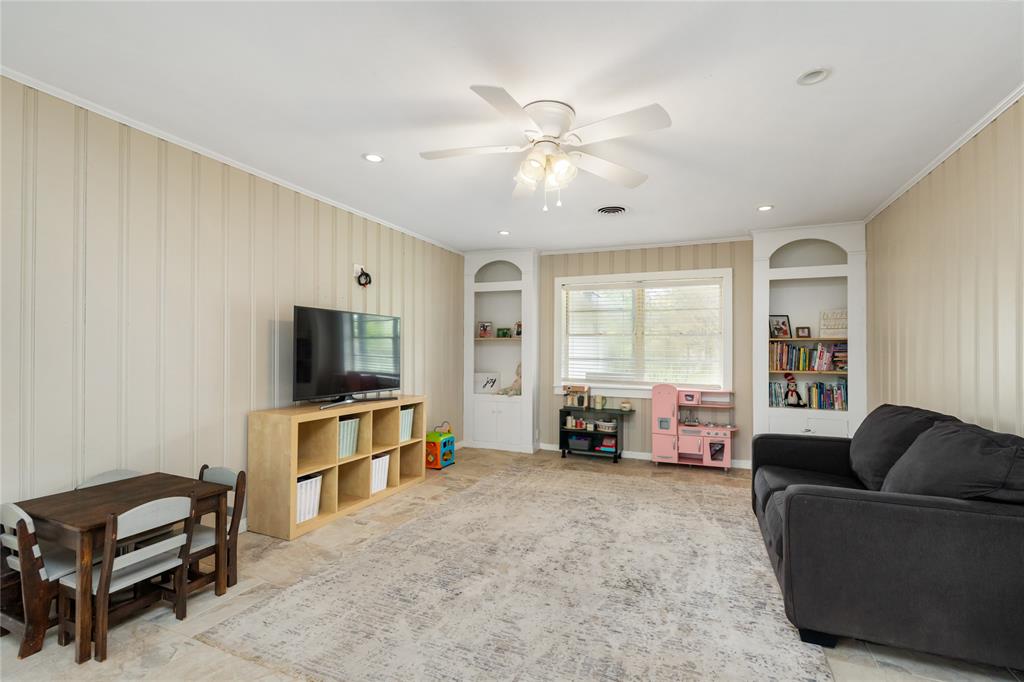 1050 N 23rd Street, Beaumont, Texas image 4