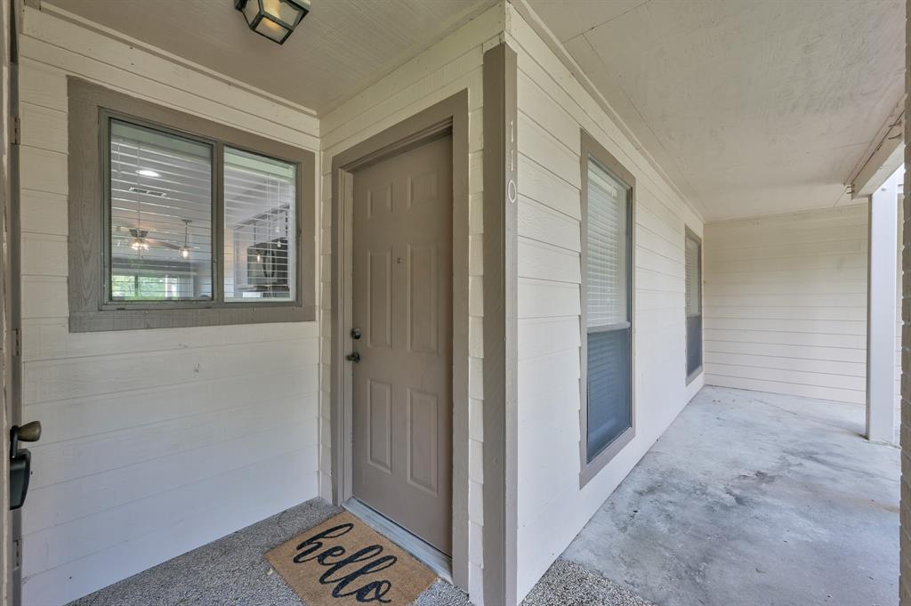 110 Lakeview Terrace