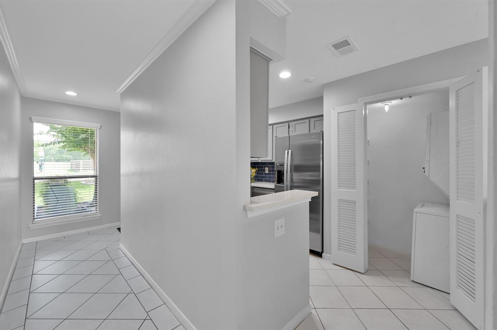 110 Lakeview Terrace