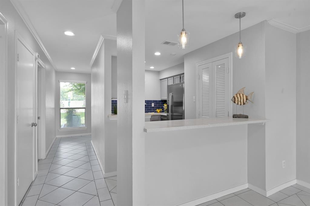 110 Lakeview Terrace