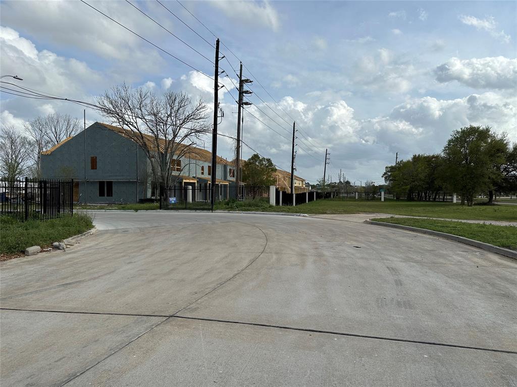 00 Cullen Parkway, Pearland, Texas image 17
