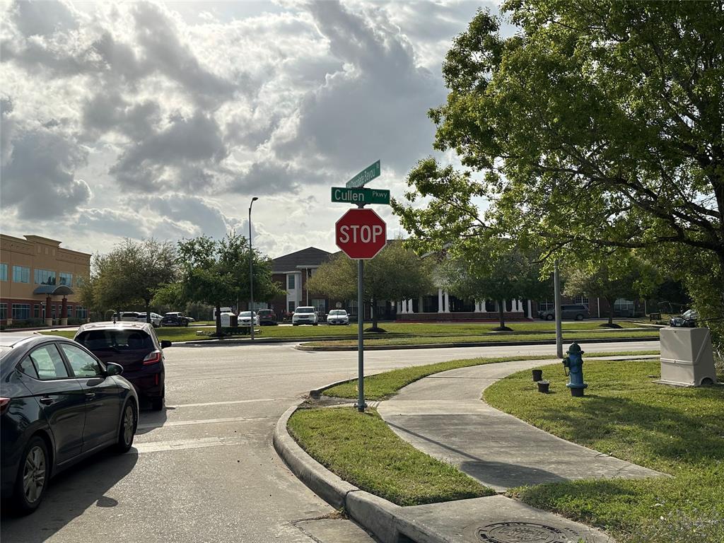 00 Cullen Parkway, Pearland, Texas image 3