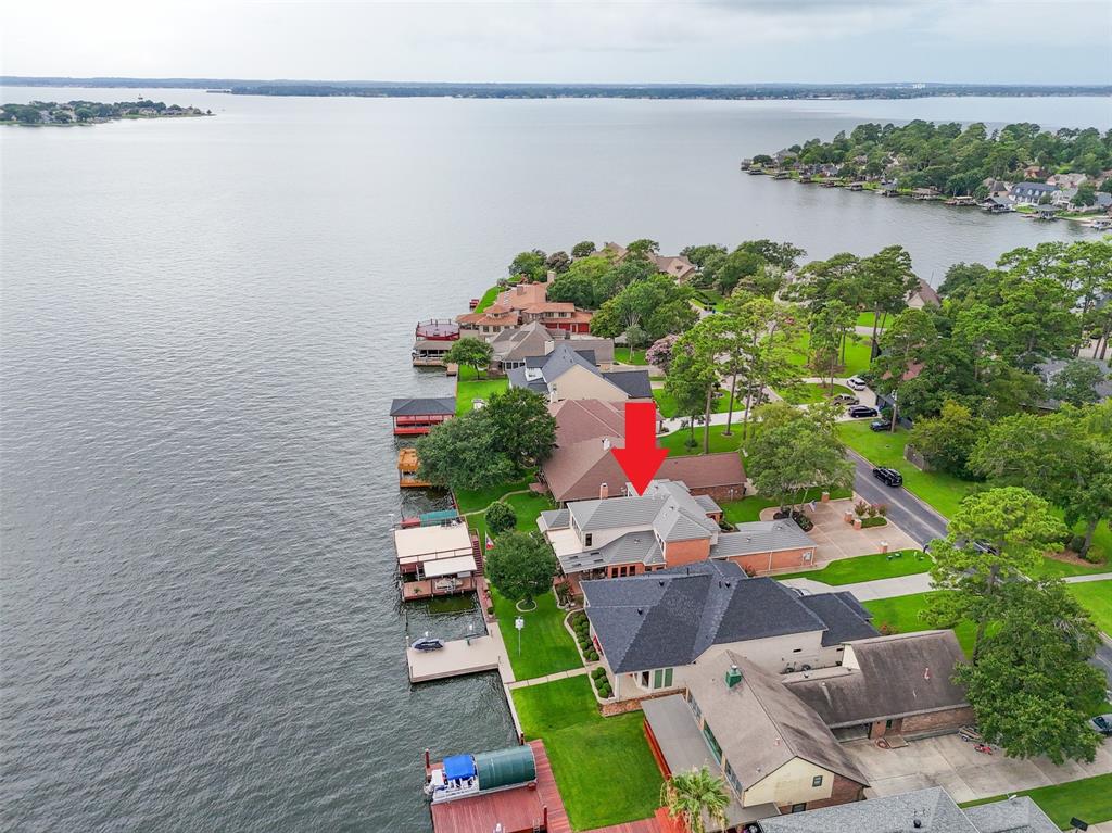 12252 Lake Vista Drive