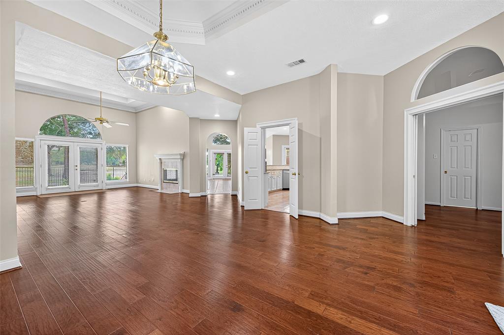 38 Kelliwood Courts Circle