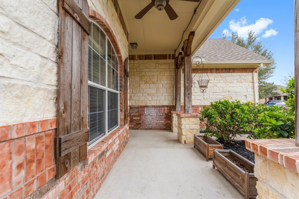 2803 Lockeridge Place Drive