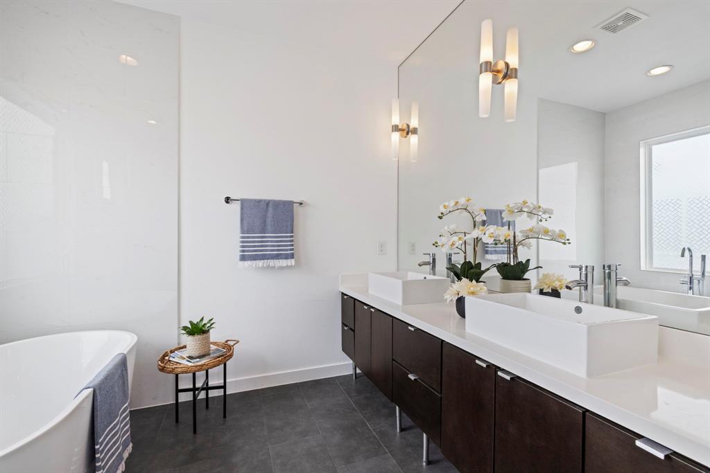 910 W 19th Street #A, Houston, Texas image 35