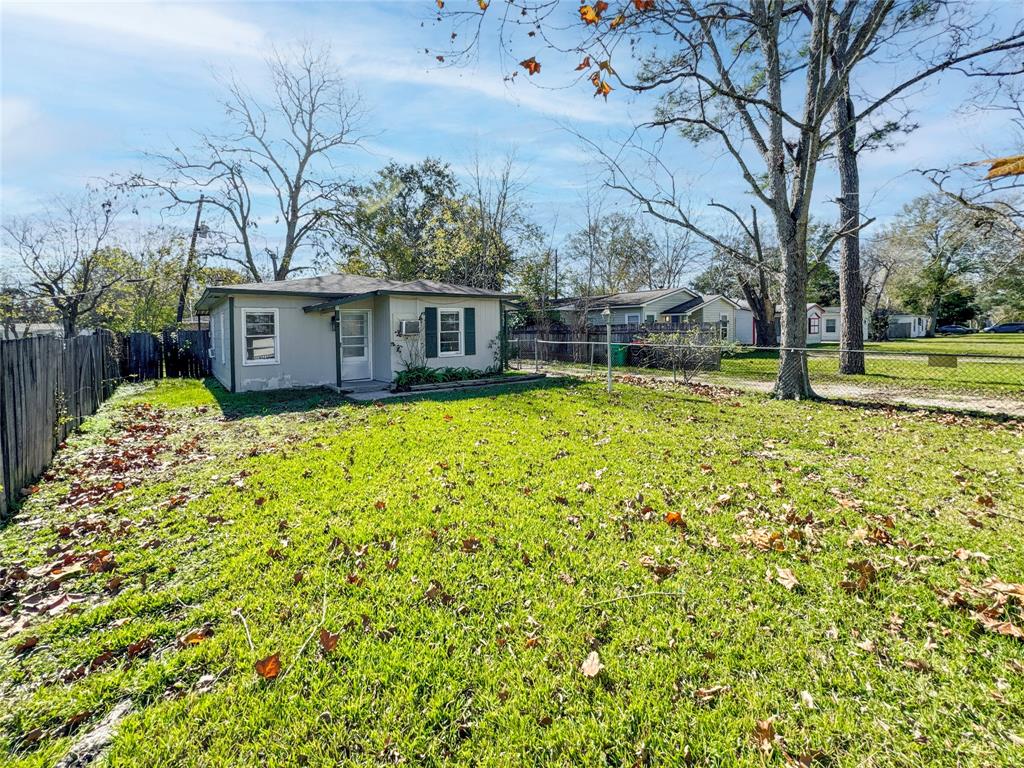 213 W Francis Street, Baytown, Texas image 20