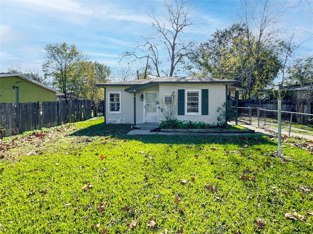 213 W Francis Street, Baytown, Texas image 19