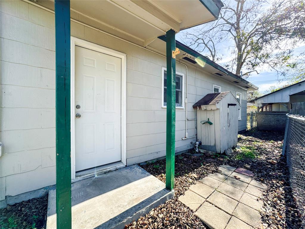 213 W Francis Street, Baytown, Texas image 21