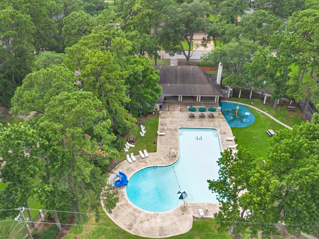 8211 Glencliffe Lane, Houston, Texas image 37