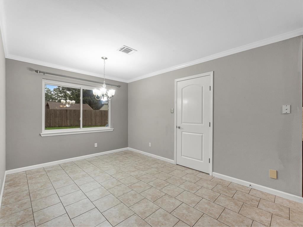 8211 Glencliffe Lane, Houston, Texas image 11