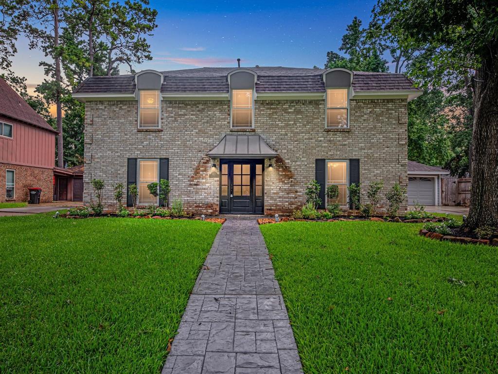 8211 Glencliffe Lane, Houston, Texas image 4