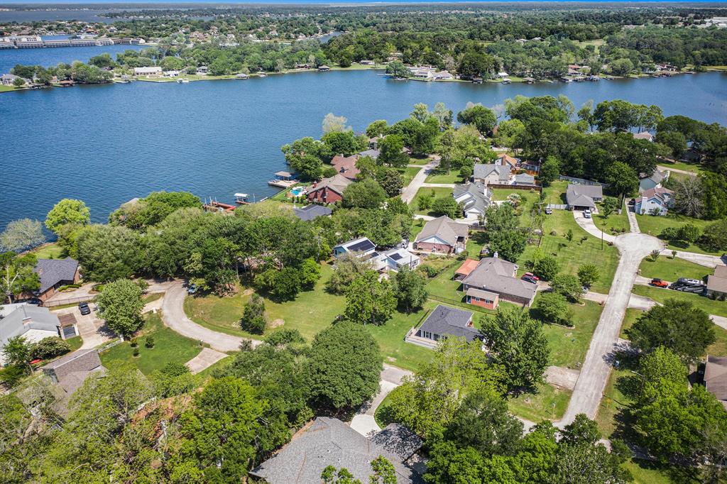 13365 Hawthorne Drive, Willis, Texas image 27