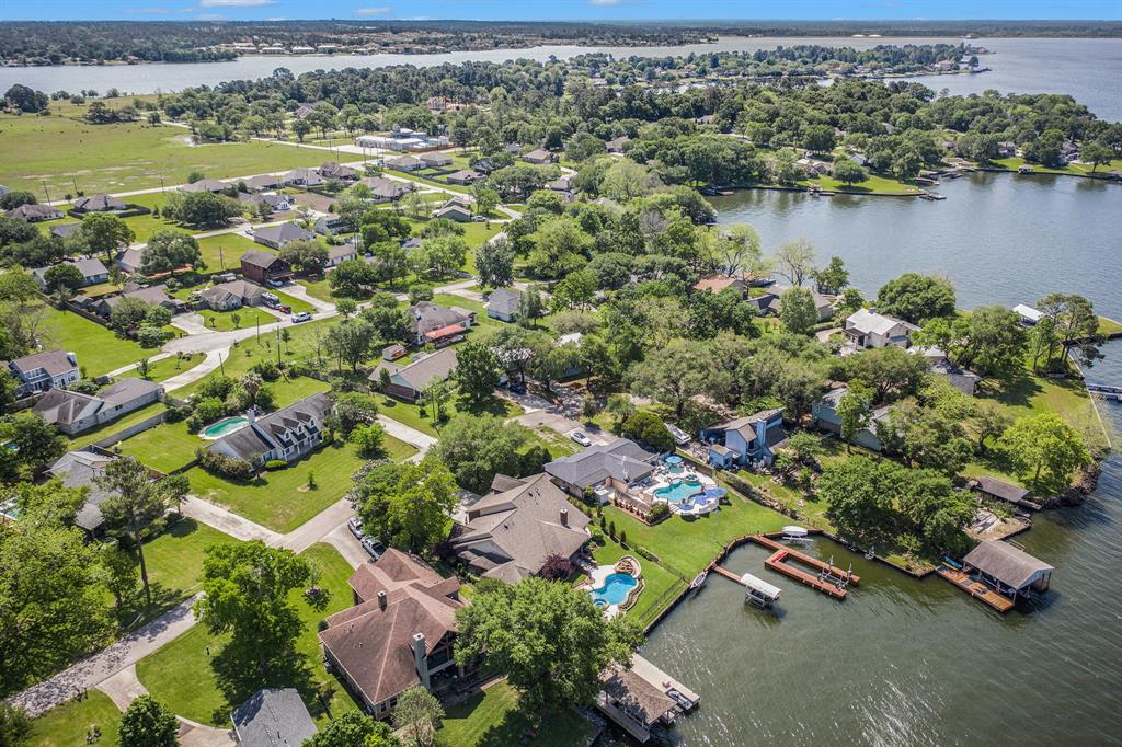 13365 Hawthorne Drive, Willis, Texas image 36