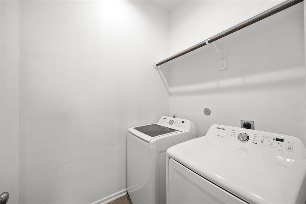 15122 Cougar Overlook Court, Cypress, Texas image 17