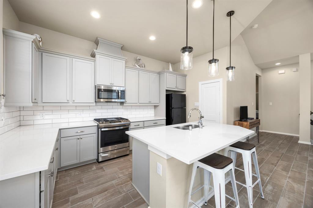 15122 Cougar Overlook Court, Cypress, Texas image 8