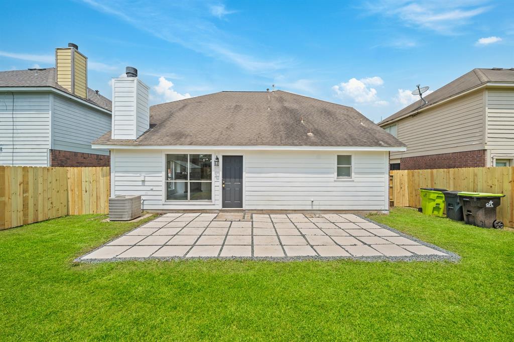1927 Village Park Drive, Missouri City, Texas image 37