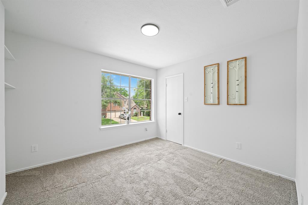 1927 Village Park Drive, Missouri City, Texas image 30
