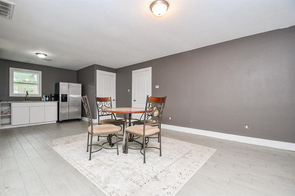4615 W Walnut Street, Pearland, Texas image 29