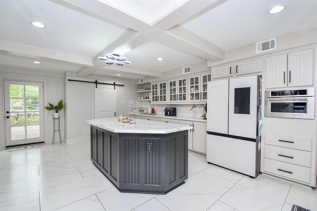 4615 W Walnut Street, Pearland, Texas image 13