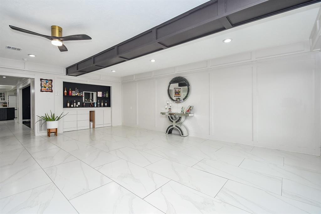 4615 W Walnut Street, Pearland, Texas image 7
