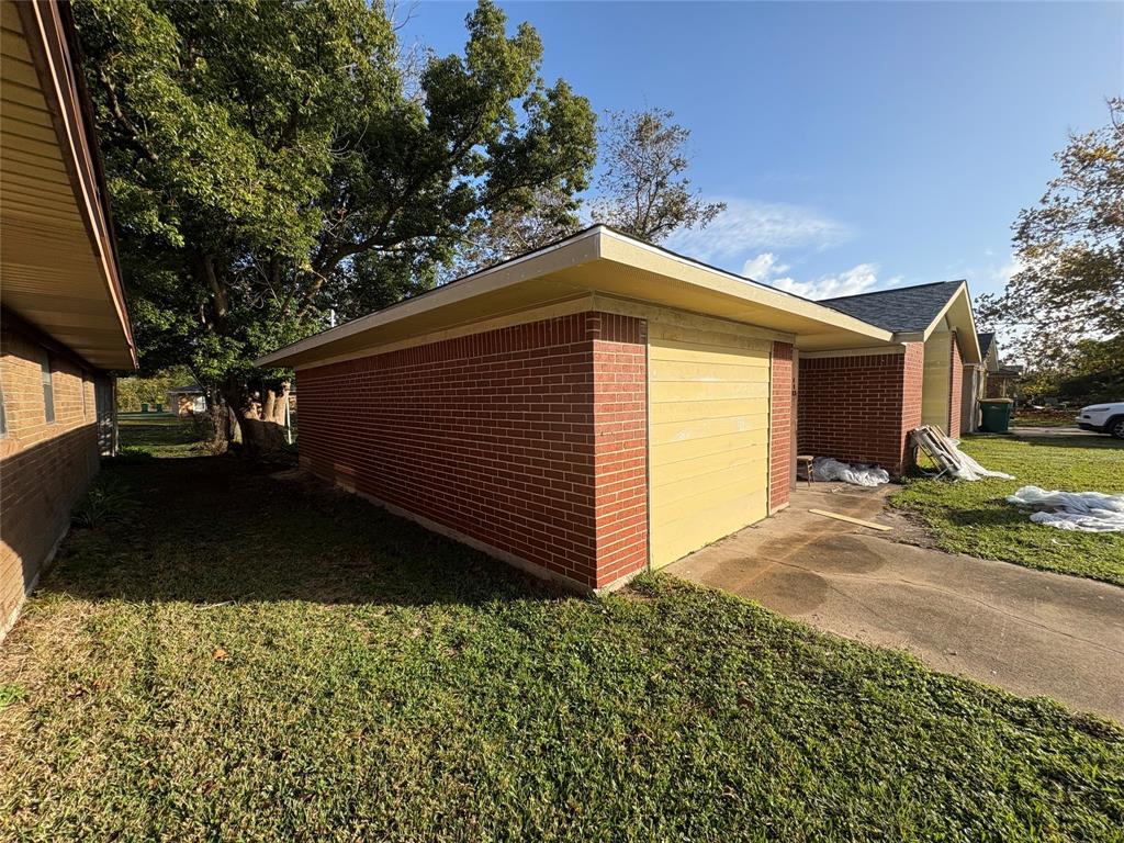 110 Prune Street, La Marque, Texas image 2