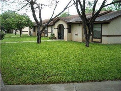 611 S Leo Avenue La Joya TX 78560