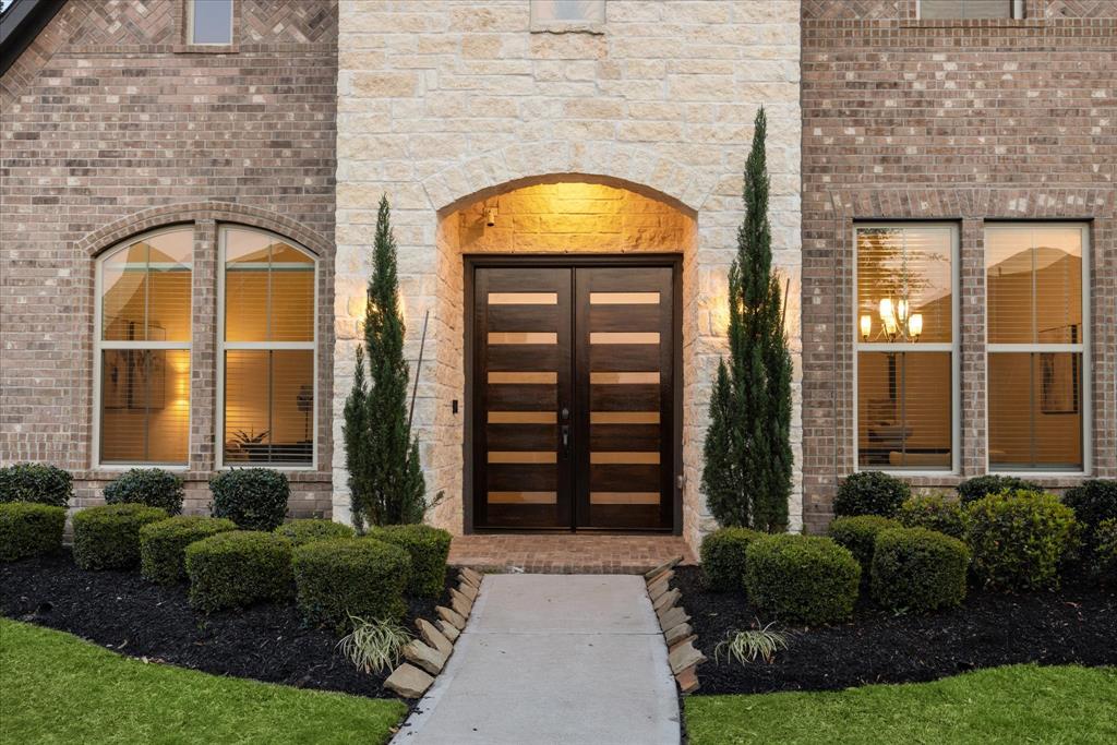 19603 Cherrywood Bend Drive, Cypress, Texas image 3