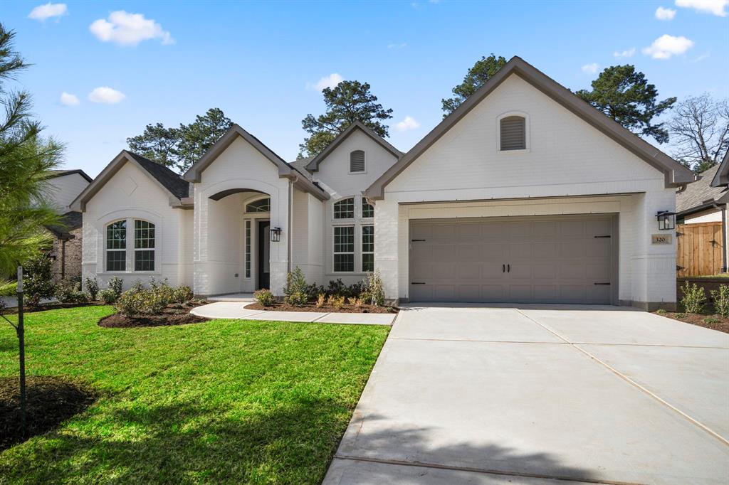 320 Magnolia Bloom Court, Willis, Texas image 3