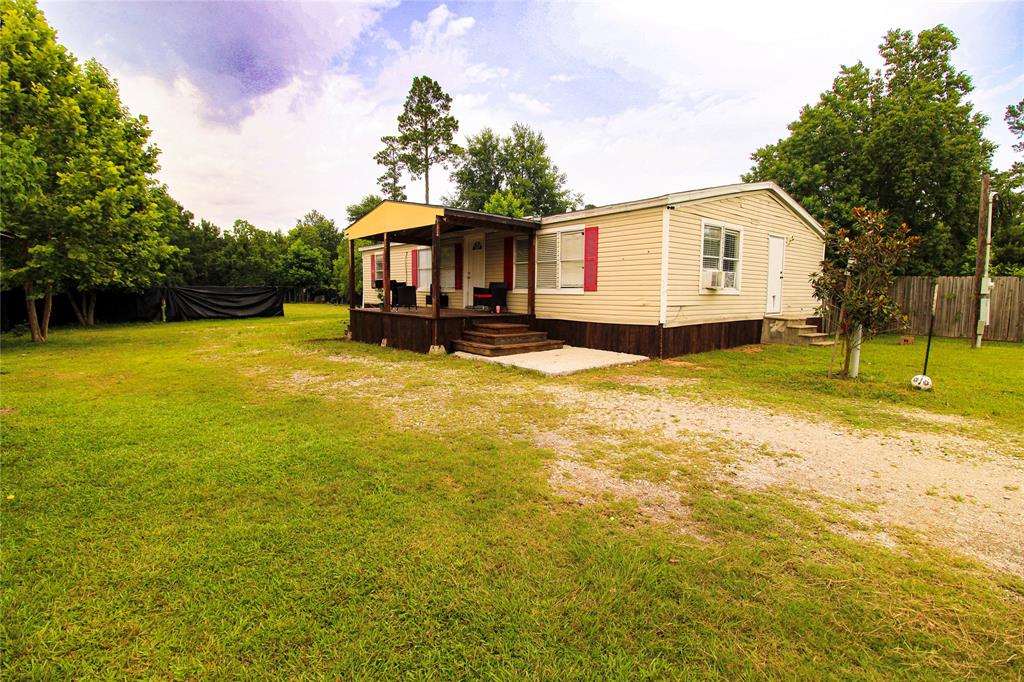 37 County Road 3479j, Cleveland, Texas image 1
