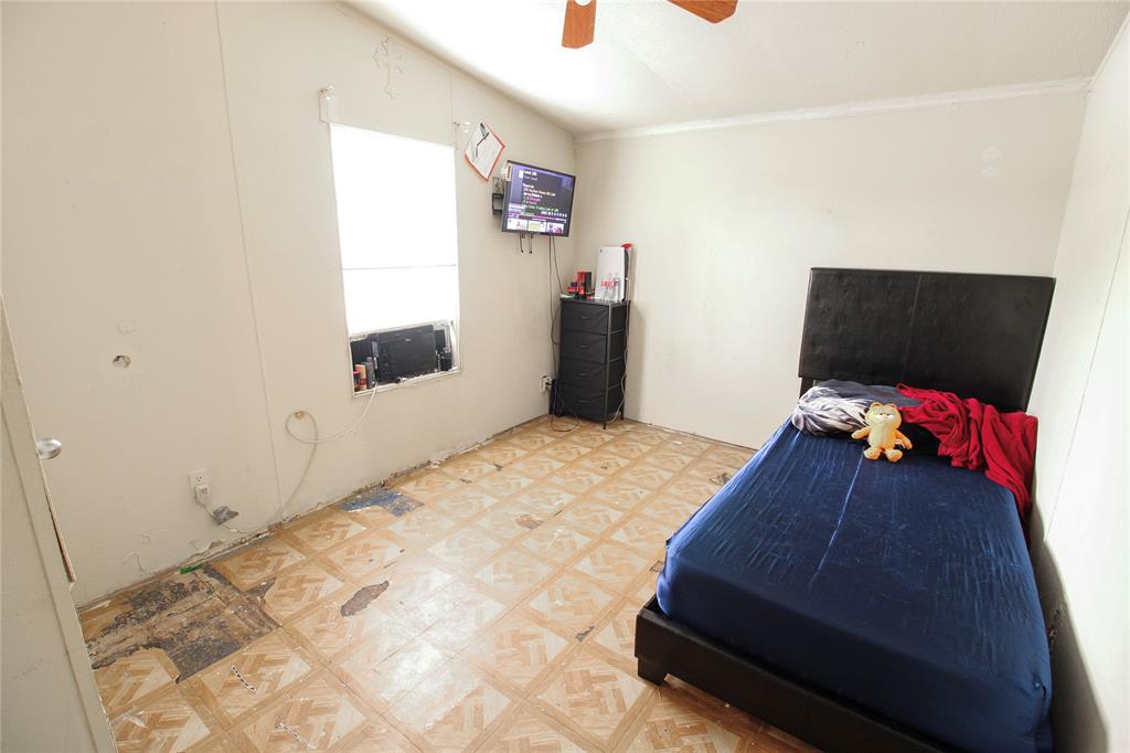 37 County Road 3479j, Cleveland, Texas image 7