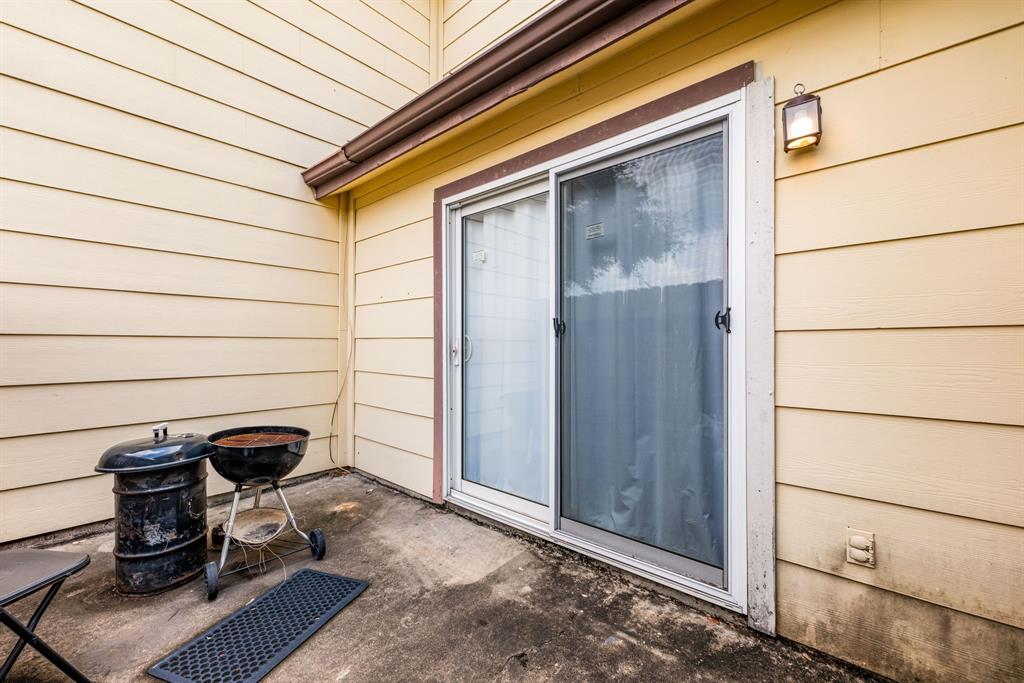 1881 Country Village Boulevard #B, Humble, Texas image 12
