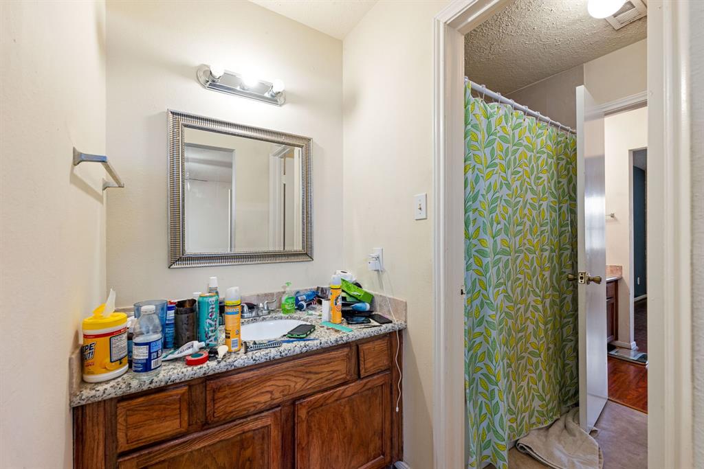 1881 Country Village Boulevard #B, Humble, Texas image 10