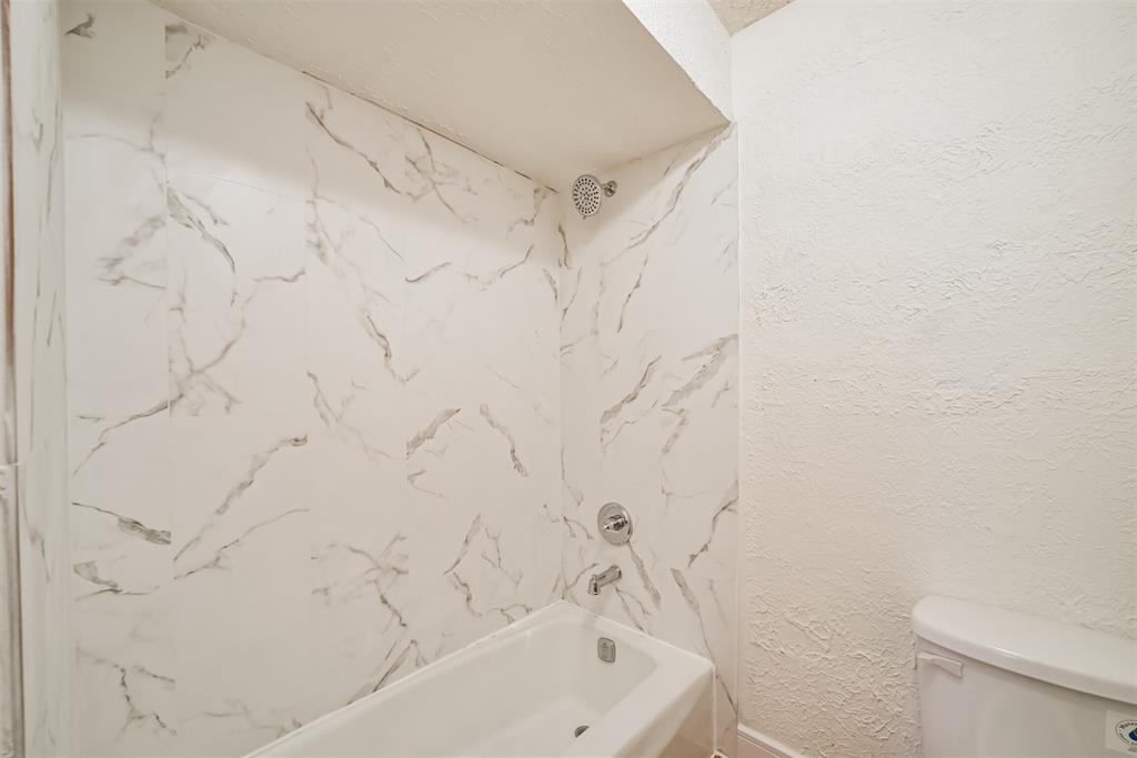 6511 Bayonne Drive, Spring, Texas image 25
