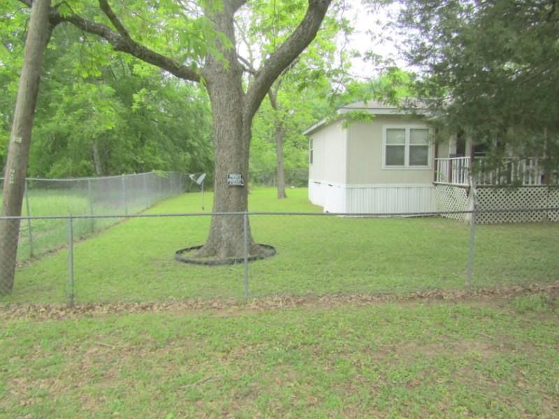 1541 S Sycamore Street, Crockett, Texas image 2