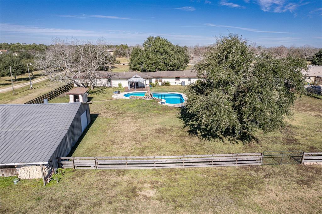 1510 E Archer Road, Baytown, Texas image 40