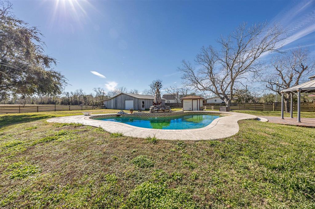 1510 E Archer Road, Baytown, Texas image 45