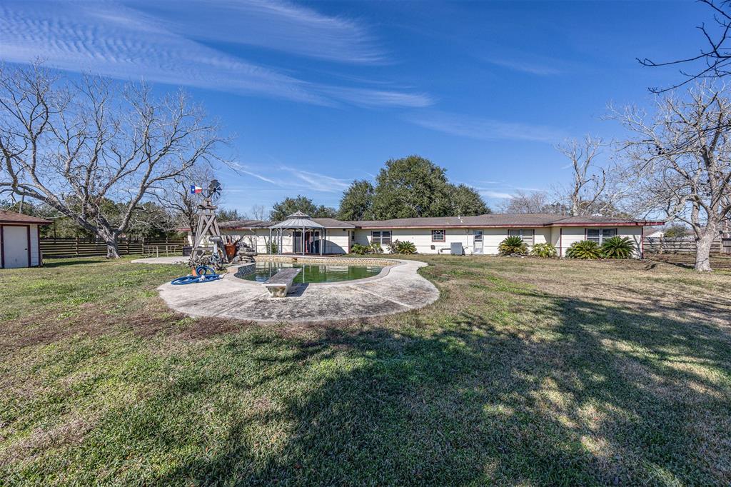 1510 E Archer Road, Baytown, Texas image 36