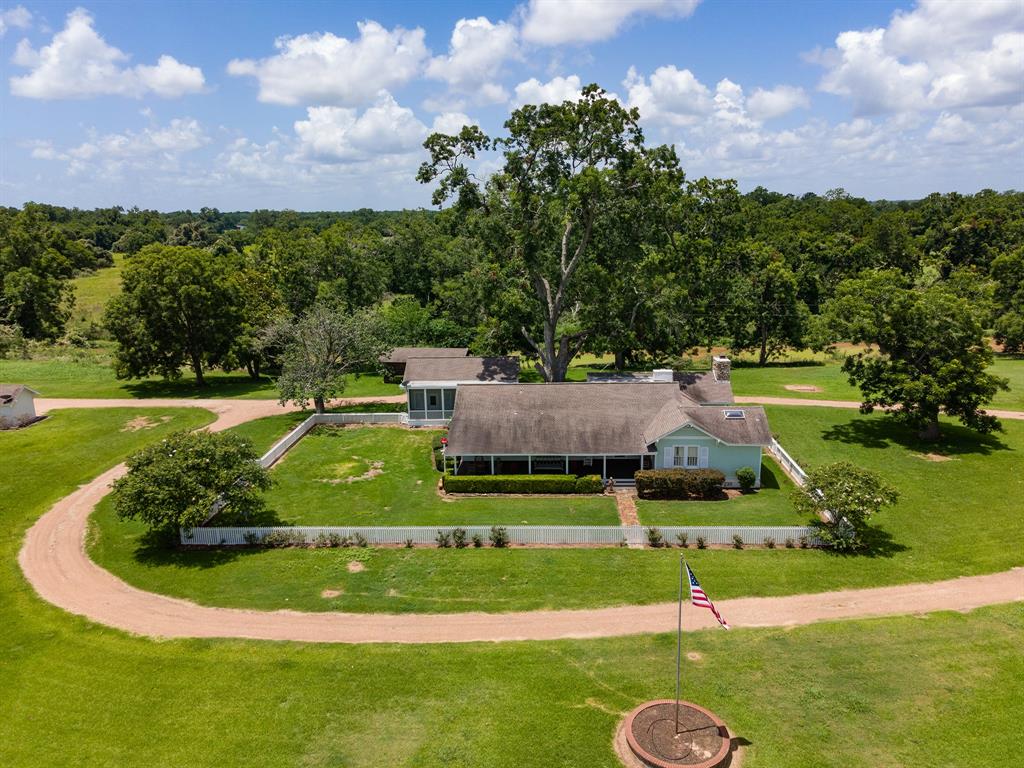 2908 Robichaux Road